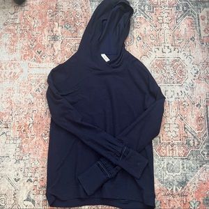Lululemon sweatshirt